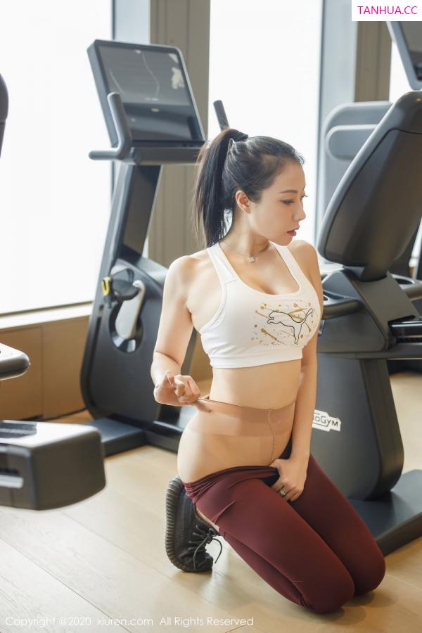 闫雪松 松果儿 [XiuRen]高清写真图 2020.07.15 No.2332 果儿Victoria第42张图片